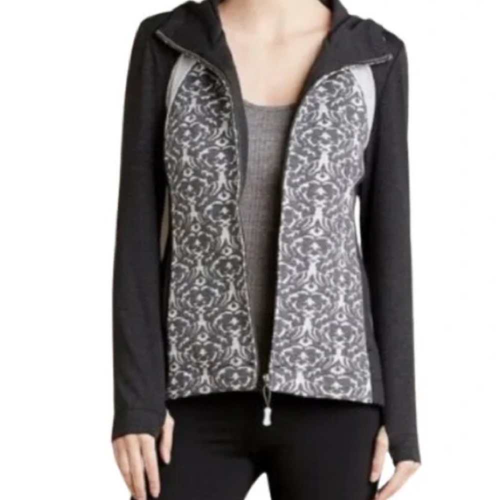 Anthropologie Pure + Good ladies Charcoal Hooded Full Zip Jacket. Small.